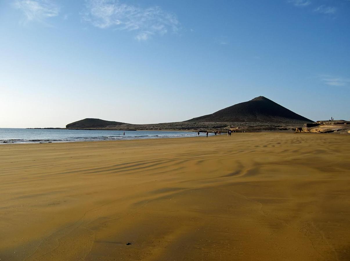 Barlovento By Rentmedano Luxury Beach Front Apartment With Fantastic Ocean Views El Médano Buitenkant foto